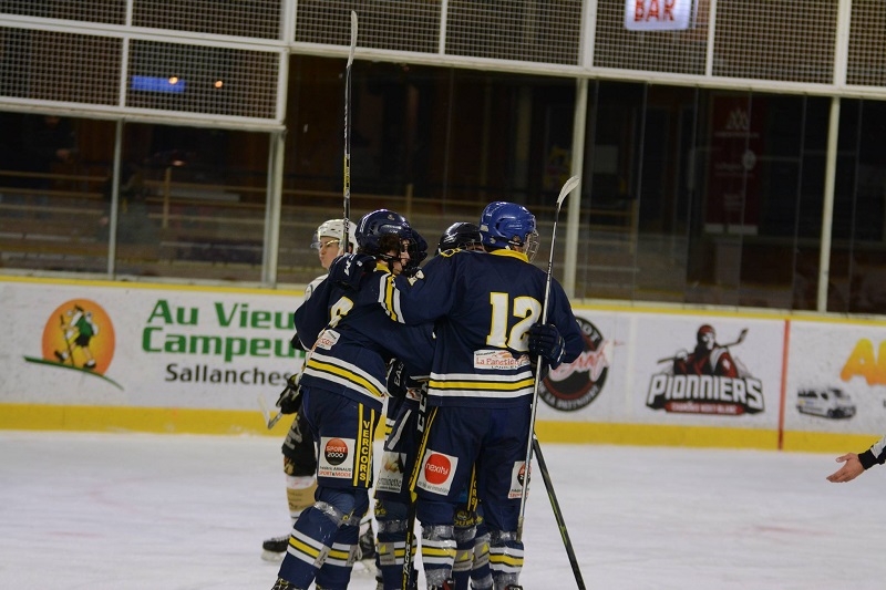 Photo hockey Hockey Mineur - Hockey Mineur - U20 : Le HC74 ne tremble pas !