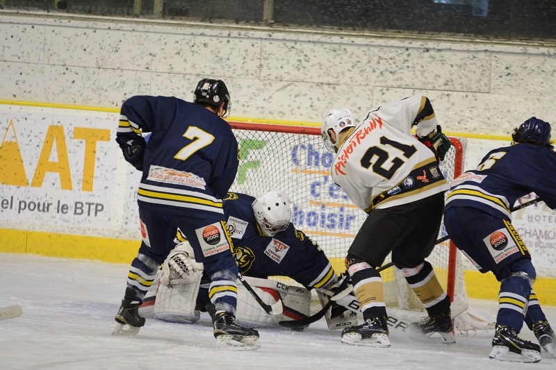 Photo hockey Hockey Mineur - Hockey Mineur - U20 : Le HC74 ne tremble pas !