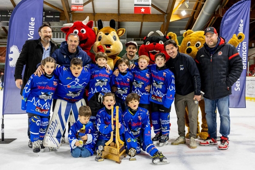 Photo hockey Hockey Mineur - Hockey Mineur - Week-end de hockey inoubliable dans les Hautes Aples - Trophée Bauer 2025