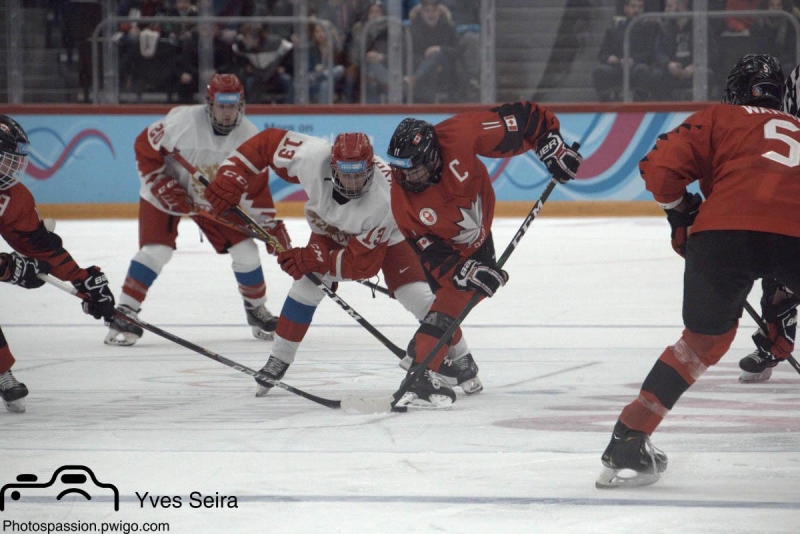 Photo hockey Jeux olympiques -  : Canada (CAN) vs Russie (RUS) - Une défaite qui fait mal