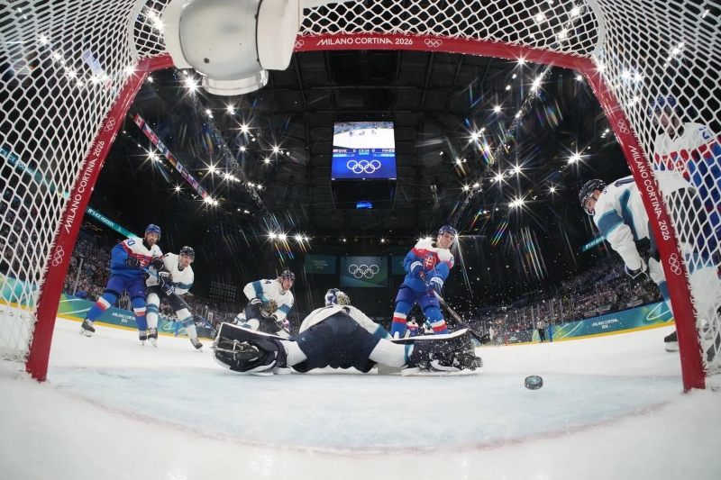 Photo hockey Jeux olympiques -  : Slovaquie (SVK) vs Finlande (FIN) - Le champion olympique pris dans le piège slovaque