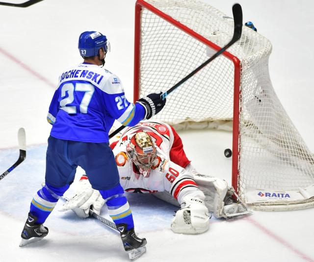 Photo hockey KHL - Kontinental Hockey League - KHL - Kontinental Hockey League - KHL : La panthère se faufile