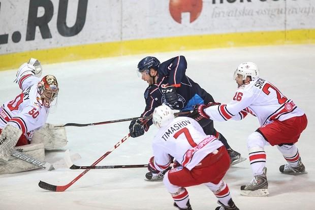 Photo hockey KHL - Kontinental Hockey League - KHL - Kontinental Hockey League - KHL : Les Ours renversés