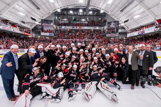 Photo hockey LHJMQ - Ligue de Hockey Junior Majeur du Québec - LHJMQ - Ligue de Hockey Junior Majeur du Québec - LHJMQ : Une première Coupe du Président pour les Huskies