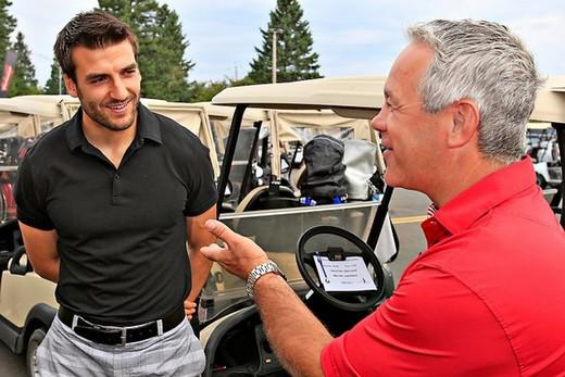 Photo hockey LHJMQ - Ligue de Hockey Junior Majeur du Québec - LHJMQ - Ligue de Hockey Junior Majeur du Québec - Seul en plein coeur de l