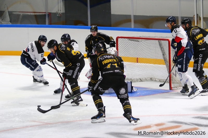 Photo hockey Ligue Magnus -  : Rouen vs Angers  - Rouen premier match, première victoire.