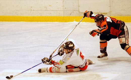 Photo hockey Ligue Magnus - 1ère journée : Tours  vs Amiens  - Quatre Minutes en ENFER... 
