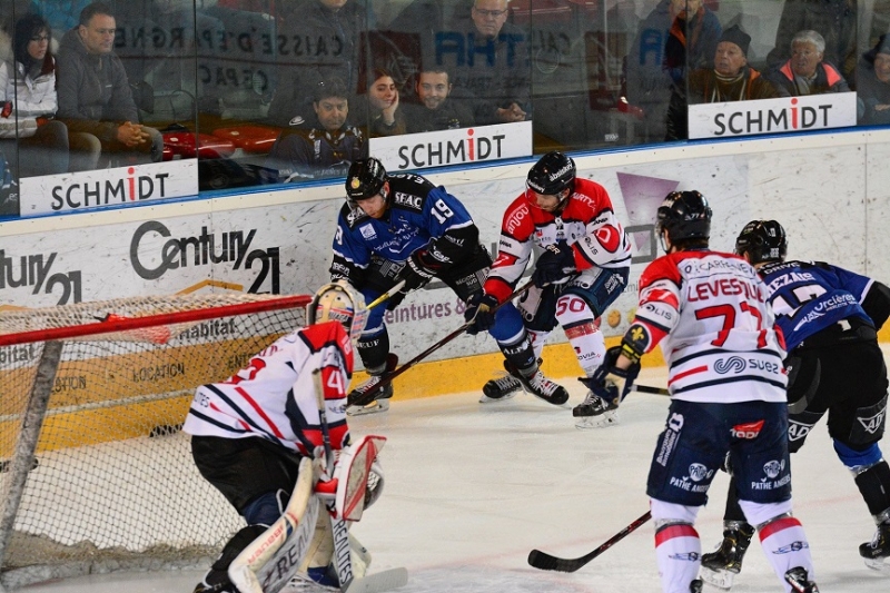 Photo hockey Ligue Magnus - Division 1 : playoff, quart de finale, match 4 : Gap  vs Angers  - Une sérieuse option pour les demi-finales