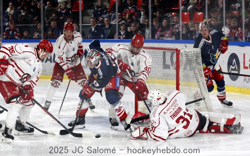 Photo hockey Ligue Magnus - Ligue Magnus  : 13ème journée : Grenoble  vs Briançon  - Avalanche de buts à Pole Sud