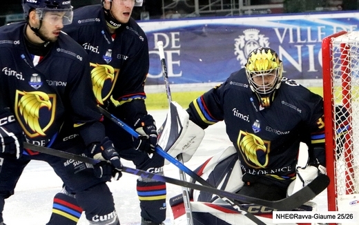 Photo hockey Ligue Magnus - Ligue Magnus  : 14ème journée : Nice vs Grenoble  - La marche était trop haute