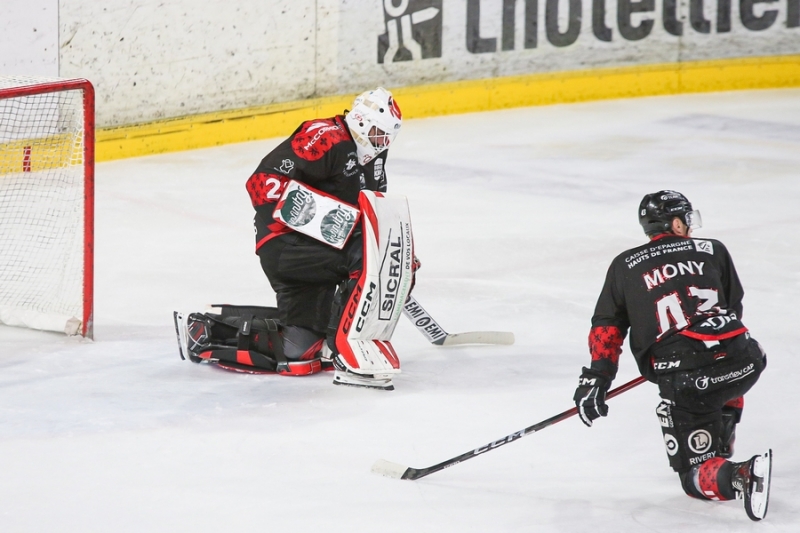 Photo hockey Ligue Magnus - Ligue Magnus  : 16ème journée : Amiens  vs Chamonix  - Amiens se saborde