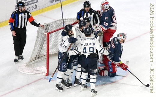 Photo hockey Ligue Magnus - Ligue Magnus  : 17ème journée : Grenoble  vs Gap  - Les solides Gapençais s’offrent Grenoble