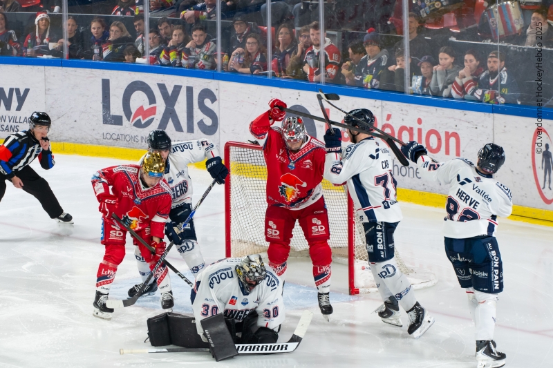 Photo hockey Ligue Magnus - Ligue Magnus  : 27ème journée : Grenoble  vs Angers  - Grenoble domine Angers !