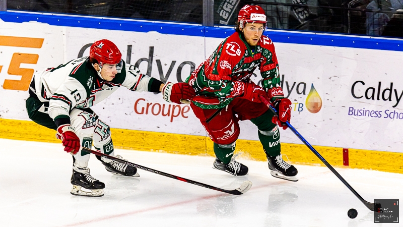 Photo hockey Ligue Magnus - Ligue Magnus  : 27ème journée : Cergy-Pontoise vs Anglet - Le Hormadi : cadeau de noël de Sokay aux Jokers