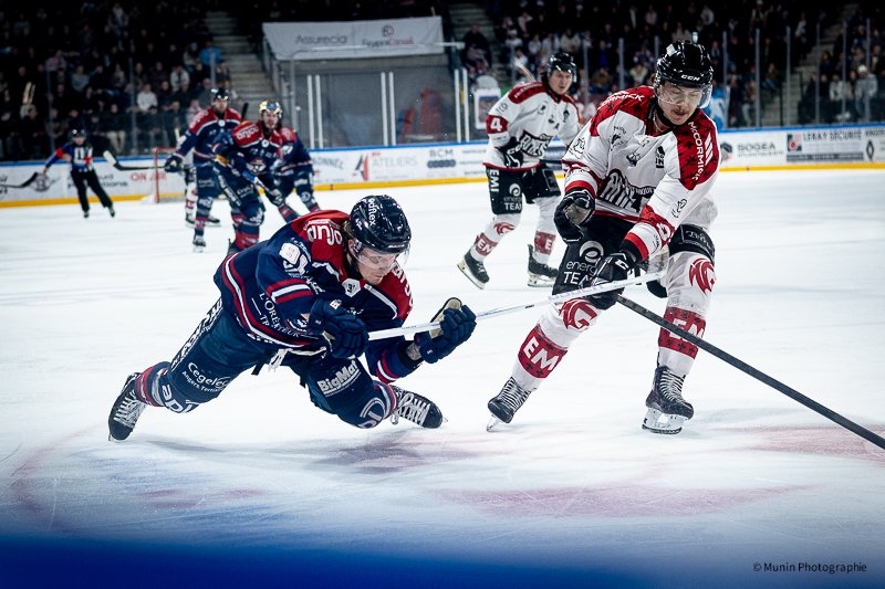 Photo hockey Ligue Magnus - Ligue Magnus  : 28ème journée : Angers  vs Amiens  - L’efficacité angevine fait la différence face à Amiens