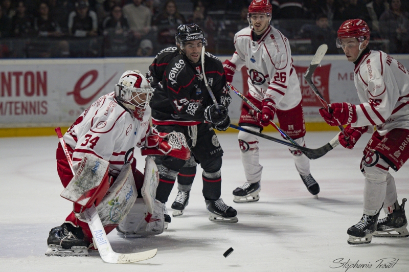 Photo hockey Ligue Magnus - Ligue Magnus  : 33ème journée : Bordeaux vs Briançon  - Les Boxers de justesse contre Briançon