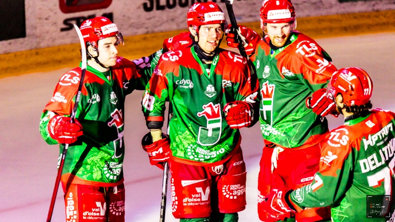Photo hockey Ligue Magnus - Ligue Magnus : 40ème journée : Cergy-Pontoise vs Marseille - Les Jokers continuent à se battre Photo hockey Ligue Magnus - Ligue Magnus : 40ème journée : Cergy-Pontoise vs Marseille - Les Jokers continuent à se battre