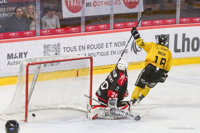 Photo hockey Ligue Magnus - Ligue Magnus  : 40ème journée : Amiens  vs Rouen - Large victoire de Rouen à Amiens