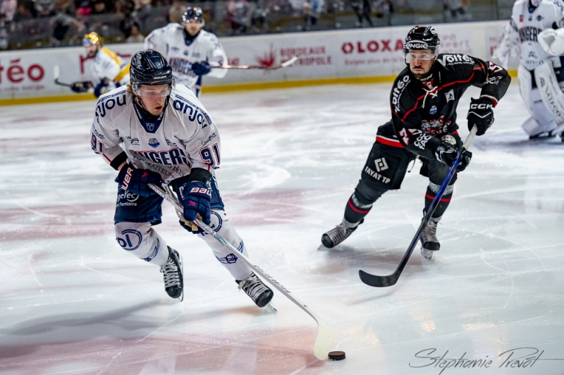 Photo hockey Ligue Magnus - Ligue Magnus  : 40ème journée : Bordeaux vs Angers  - Angers stoppe sa série négative en s