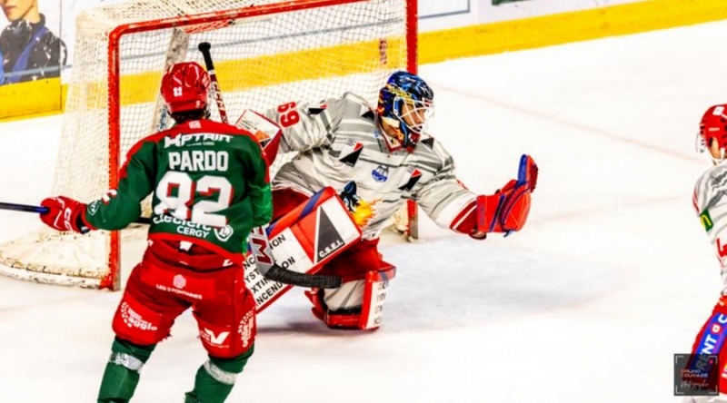 Photo hockey Ligue Magnus - Ligue Magnus : 43ème journée : Cergy-Pontoise vs Grenoble - Grenoble valide sa deuxième place à Cergy Photo hockey Ligue Magnus - Ligue Magnus : 43ème journée : Cergy-Pontoise vs Grenoble - Grenoble valide sa deuxième place à Cergy