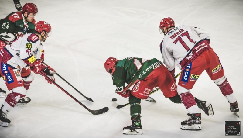 Photo hockey Ligue Magnus - Ligue Magnus - 1/2 finale match 3 : Cergy-Pontoise vs Grenoble  - Héroïques, les Jokers renversent les Brûleurs de loups