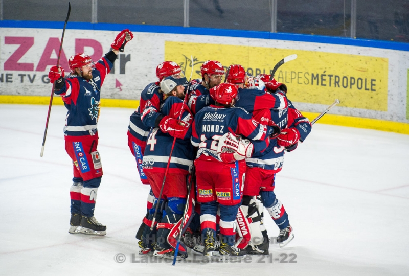 Photo hockey Ligue Magnus - Ligue Magnus - 1/2 finale match 5 : Grenoble  vs Cergy-Pontoise - Blanchissage pour conclure la série!