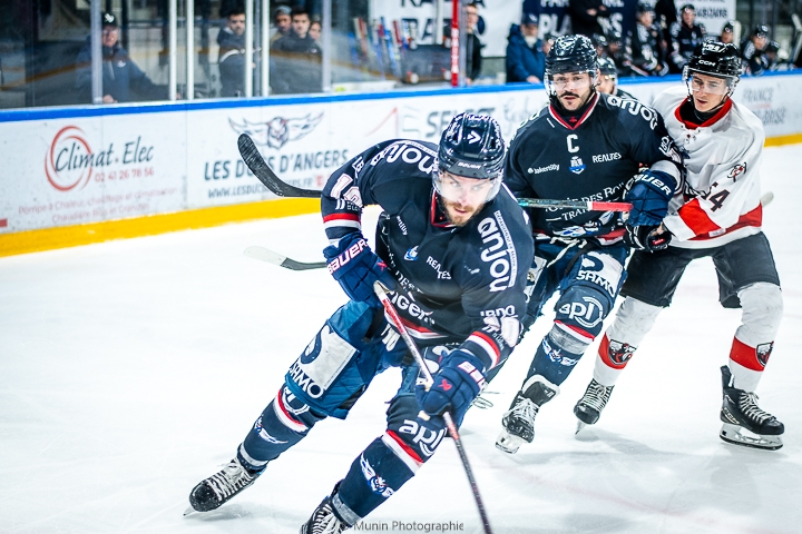 Photo hockey Ligue Magnus - Ligue Magnus - 1/4 de Finale - Match 2 : Angers  vs Chamonix  - Angers vs Chamonix Photos Match 1 et 2