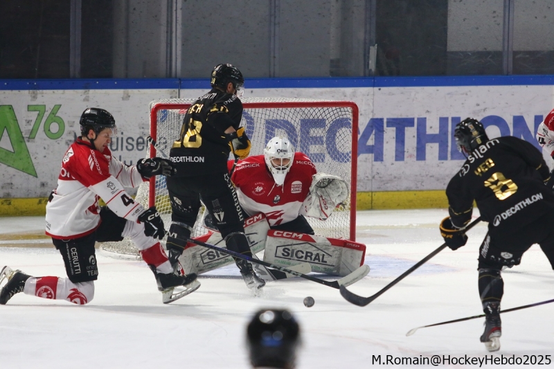 Photo hockey Ligue Magnus - Ligue Magnus - 1/4 de Finale - Match 2 : Rouen vs Amiens  - Des Gothiques plus réalistes.