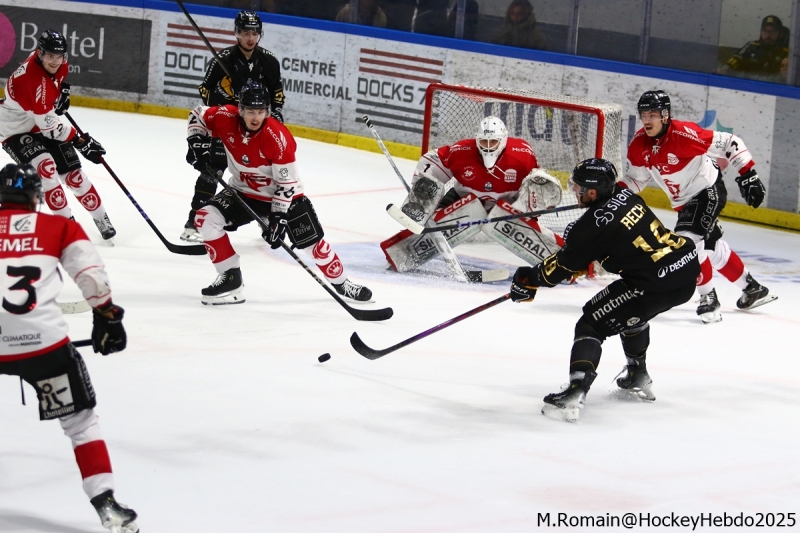 Photo hockey Ligue Magnus - Ligue Magnus - 1/4 de Finale - Match 2 : Rouen vs Amiens  - Des Gothiques plus réalistes.