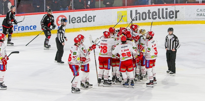 Photo hockey Ligue Magnus - Ligue Magnus - 1/4 de Finale - Match 3 : Amiens  vs Grenoble  - POFFS Magnus - Et de trois pour Grenoble face à Amiens 