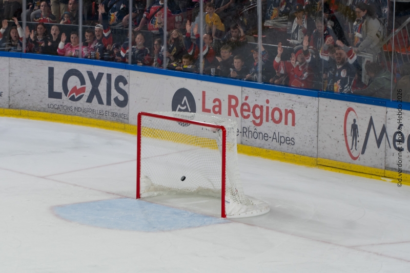 Photo hockey Ligue Magnus - Ligue Magnus - 1/4 de Finale - Match 5 : Grenoble  vs Briançon  - Grenoble qualifié pour les demis !