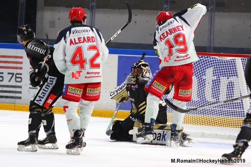 Photo hockey Ligue Magnus - Ligue Magnus : 10ème journée : Rouen vs Grenoble  - LM : Rouen a failli relever le défi.