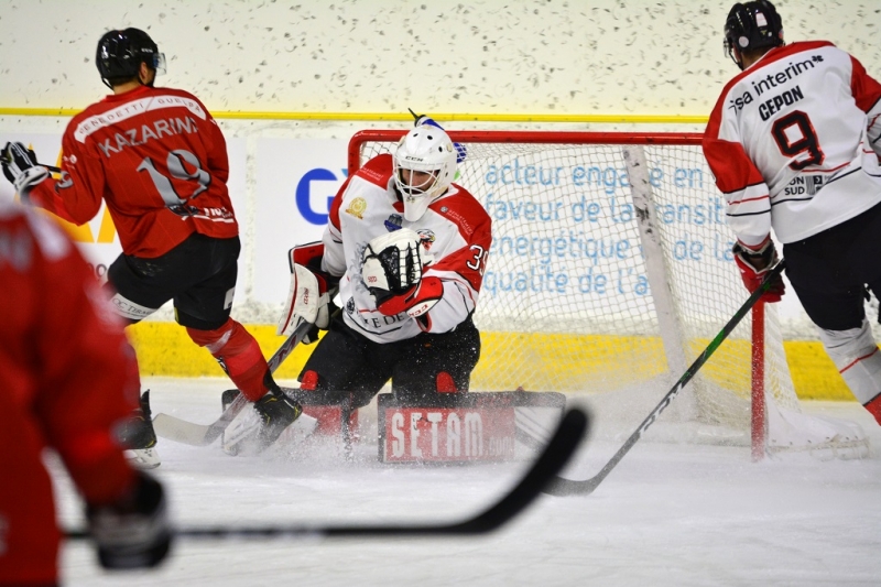 Photo hockey Ligue Magnus - Ligue Magnus : 11ème journée : Chamonix  vs Nice - LM : Non sans suspense…