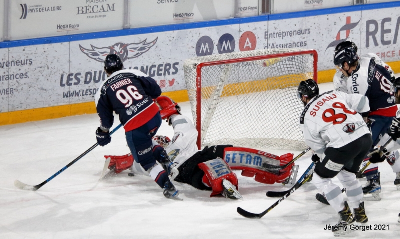 Photo hockey Ligue Magnus - Ligue Magnus : 12ème journée : Angers  vs Chamonix  - Victoire d