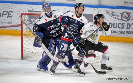 Photo hockey Ligue Magnus - Ligue Magnus : 12ème journée : Angers  vs Chamonix  - Victoire d\