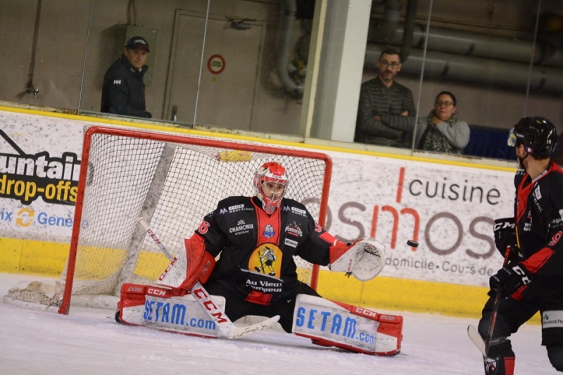 Photo hockey Ligue Magnus - Ligue Magnus : 13ème journée : Chamonix  vs Anglet - Enfin 3 points pour les Pionniers