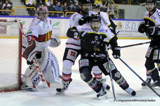 Photo hockey Ligue Magnus - Ligue Magnus : 13ème journée : Rouen vs Briançon  - Les Dragons dans la douleur