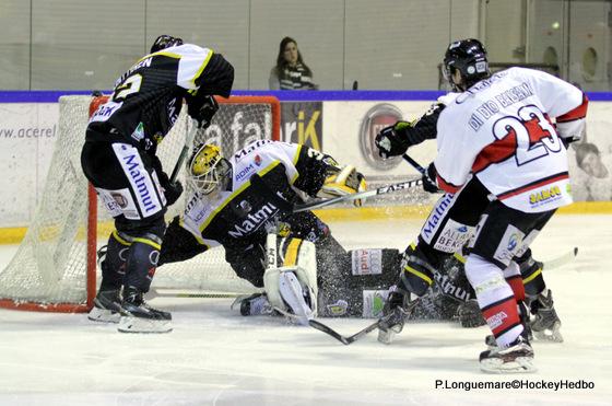 Photo hockey Ligue Magnus - Ligue Magnus : 13ème journée : Rouen vs Briançon  - Les Dragons dans la douleur
