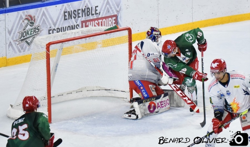 Photo hockey Ligue Magnus - Ligue Magnus : 14ème journée : Cergy-Pontoise vs Grenoble  - LM : Grenoble retourne les Jokers.