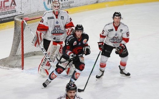 Photo hockey Ligue Magnus - Ligue Magnus : 15ème journée : Amiens  vs Bordeaux - LM : Un bon coup de Bordeaux