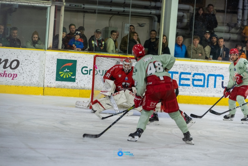 Photo hockey Ligue Magnus - Ligue Magnus : 15ème journée : Chamonix  vs Cergy-Pontoise - Les Jokers ont le sourire !