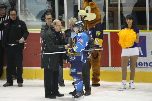 Photo hockey Ligue Magnus - Ligue Magnus : 16ème journée  : Chamonix  vs Caen  - Le Drakkar caennais sombre dans les Alpes.