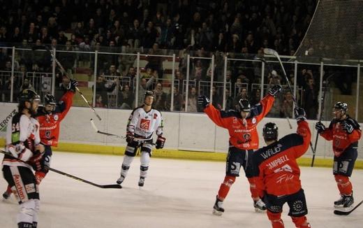 Photo hockey Ligue Magnus - Ligue Magnus : 16ème journée : Angers  vs Amiens  - Les Ducs se sont fait peur