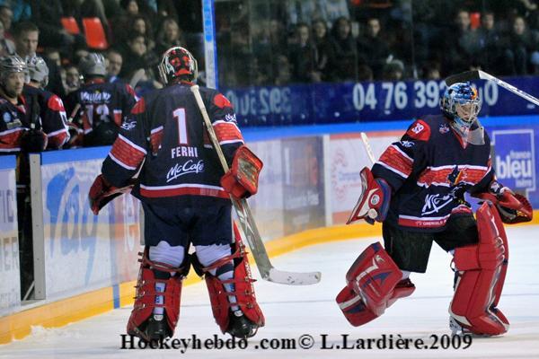 Photo hockey Ligue Magnus - Ligue Magnus : 16ème journée : Grenoble  vs Briançon  - Grenoble ailleurs...