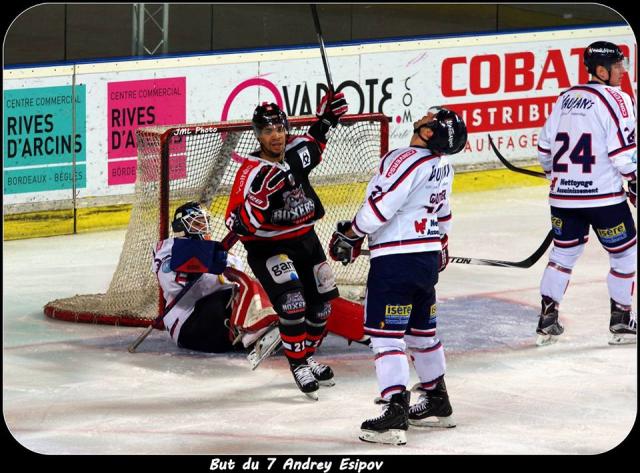 Photo hockey Ligue Magnus - Ligue Magnus : 17ème journée : Bordeaux vs Grenoble  - Mustukovs muselle les Boxers