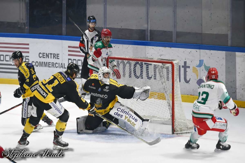 Photo hockey Ligue Magnus - Ligue Magnus : 17ème journée : Rouen vs Anglet - L’Hormadi punit les dragons.