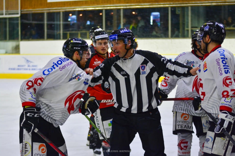 Photo hockey Ligue Magnus - Ligue Magnus : 18ème journée : Chamonix  vs Amiens  - Les Pionniers veulent jouer les playoffs !