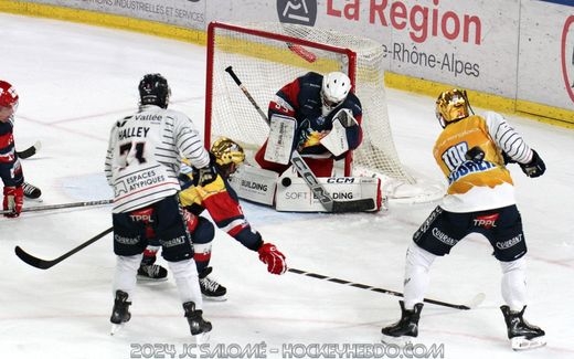 Photo hockey Ligue Magnus - Ligue Magnus : 18ème journée : Grenoble  vs Angers  - Angers fait tomber le leader Grenoble !