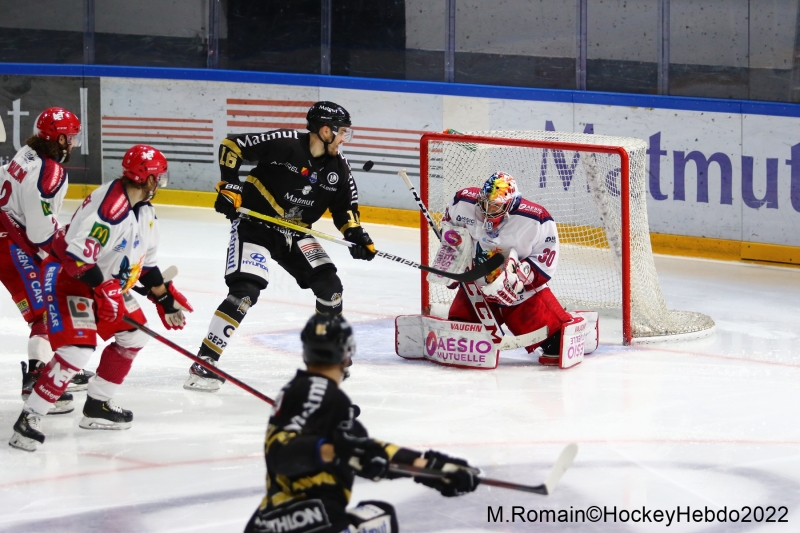Photo hockey Ligue Magnus - Ligue Magnus : 18ème journée : Rouen vs Grenoble  - LM : Rouen s’offre le leader.