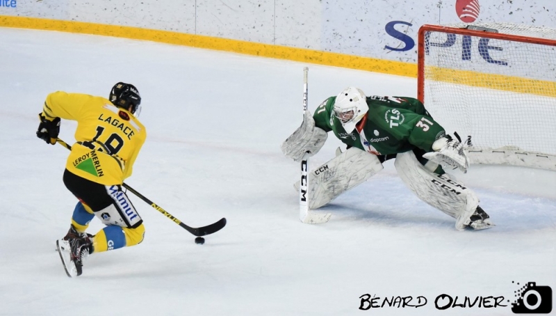 Photo hockey Ligue Magnus - Ligue Magnus : 19ème journée : Cergy-Pontoise vs Rouen - Les Dragons dominent les Jokers.
